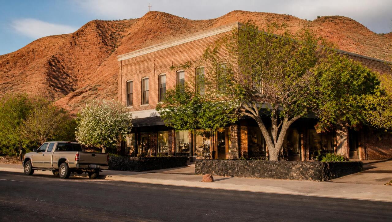 Pioneer-era brick shopfronts along the old highway in Santa Clara, Utah (ZIP 84765) — business insurance, BOP, general liability, commercial property and workers' comp for Santa Clara, Utah employers