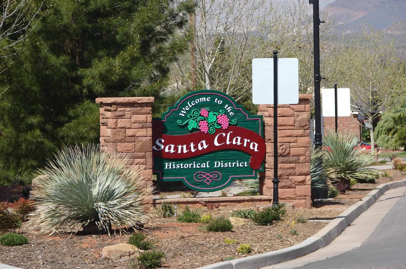 Welcome to the Santa Clara Historical District sandstone monument sign, Santa Clara, Utah